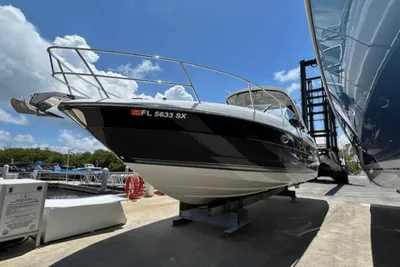 Monterey 335 Sport Yacht