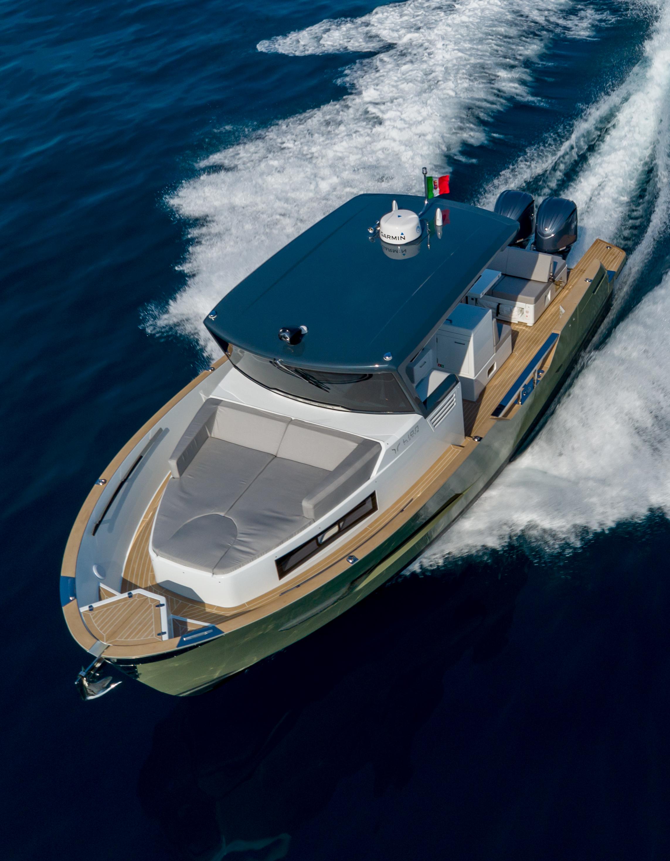 2022 Lion Yachts 3.5 Open Sport