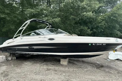 Sea Ray 270 Sundeck