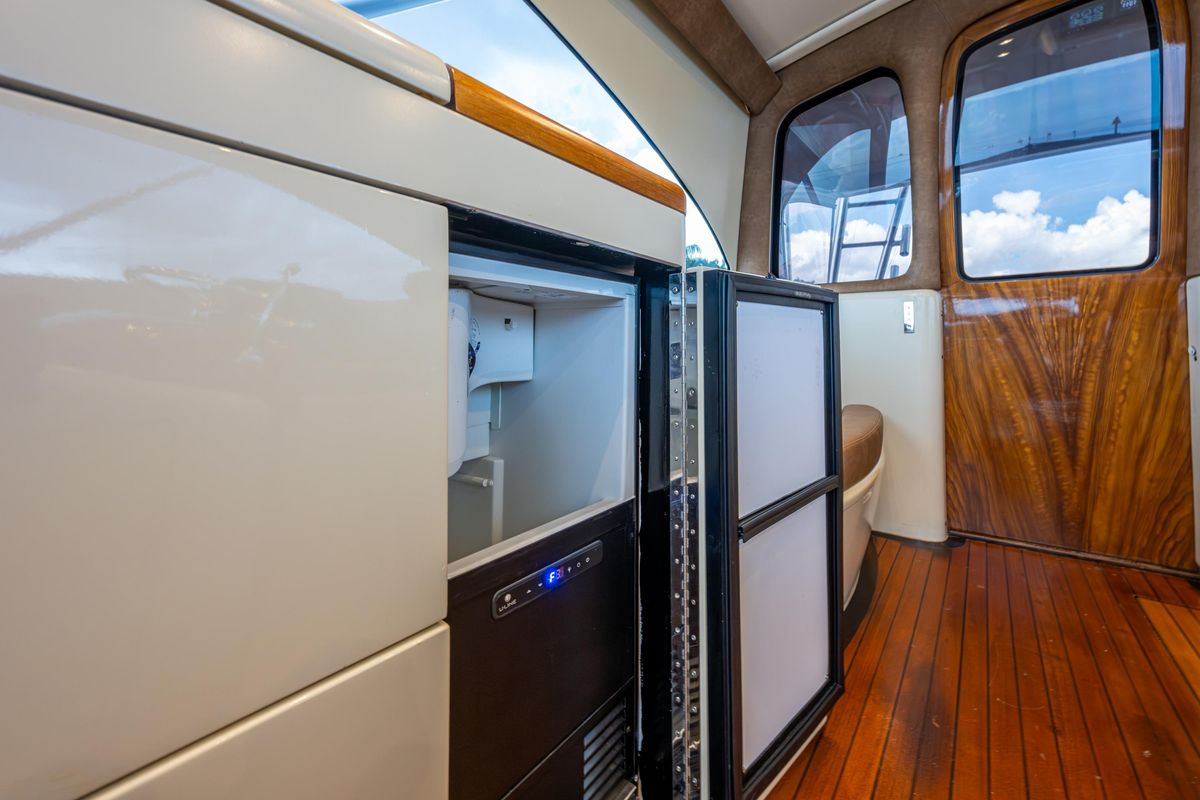 2017 French Yachts 54 