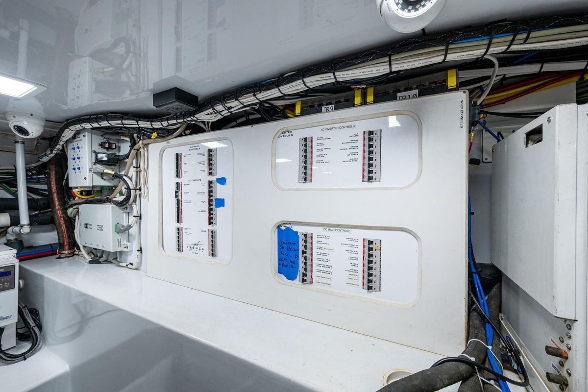 2017 French Yachts 54 