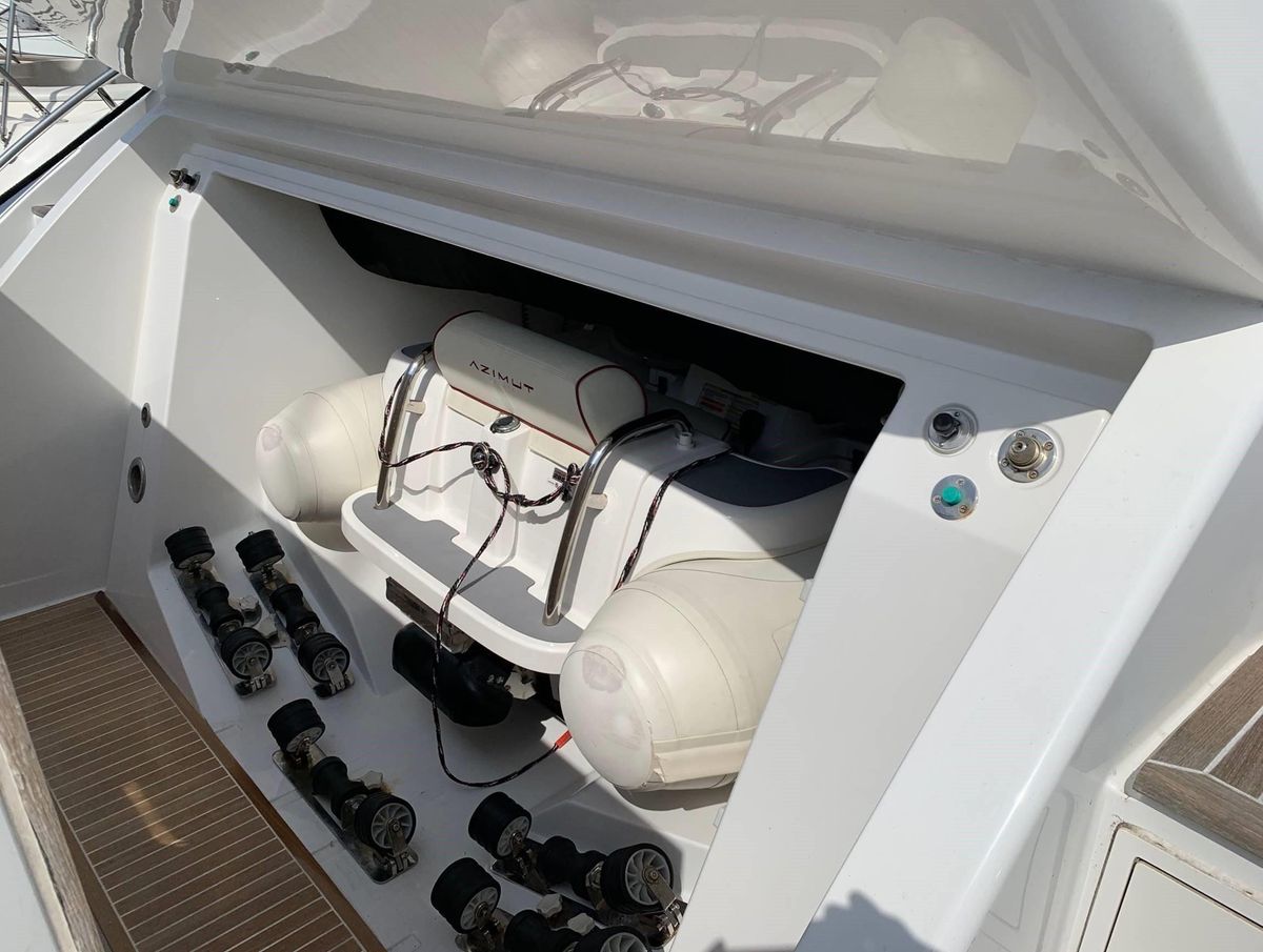 2013 Azimut 56 