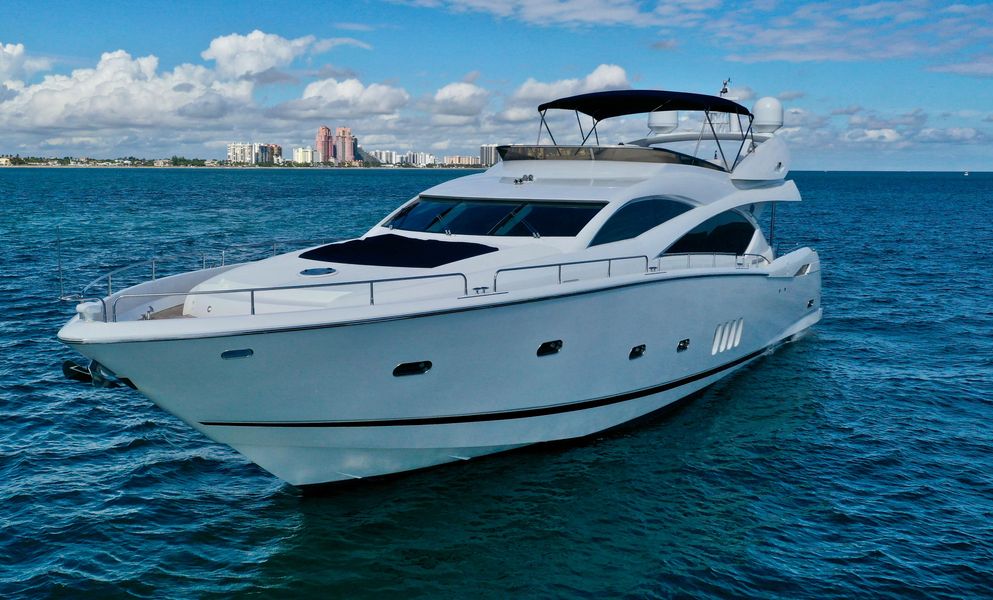 2005 Sunseeker 82 Yacht