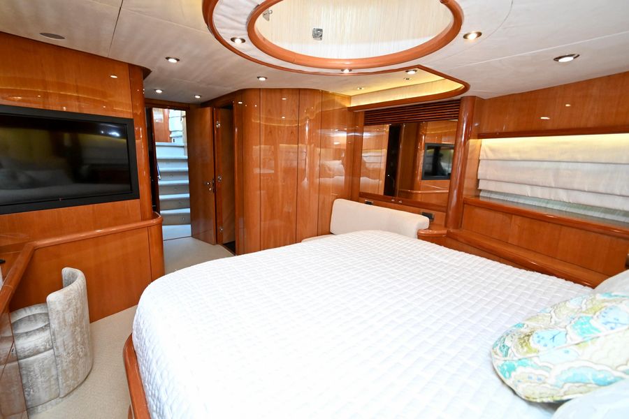 2005 Sunseeker 82 Yacht