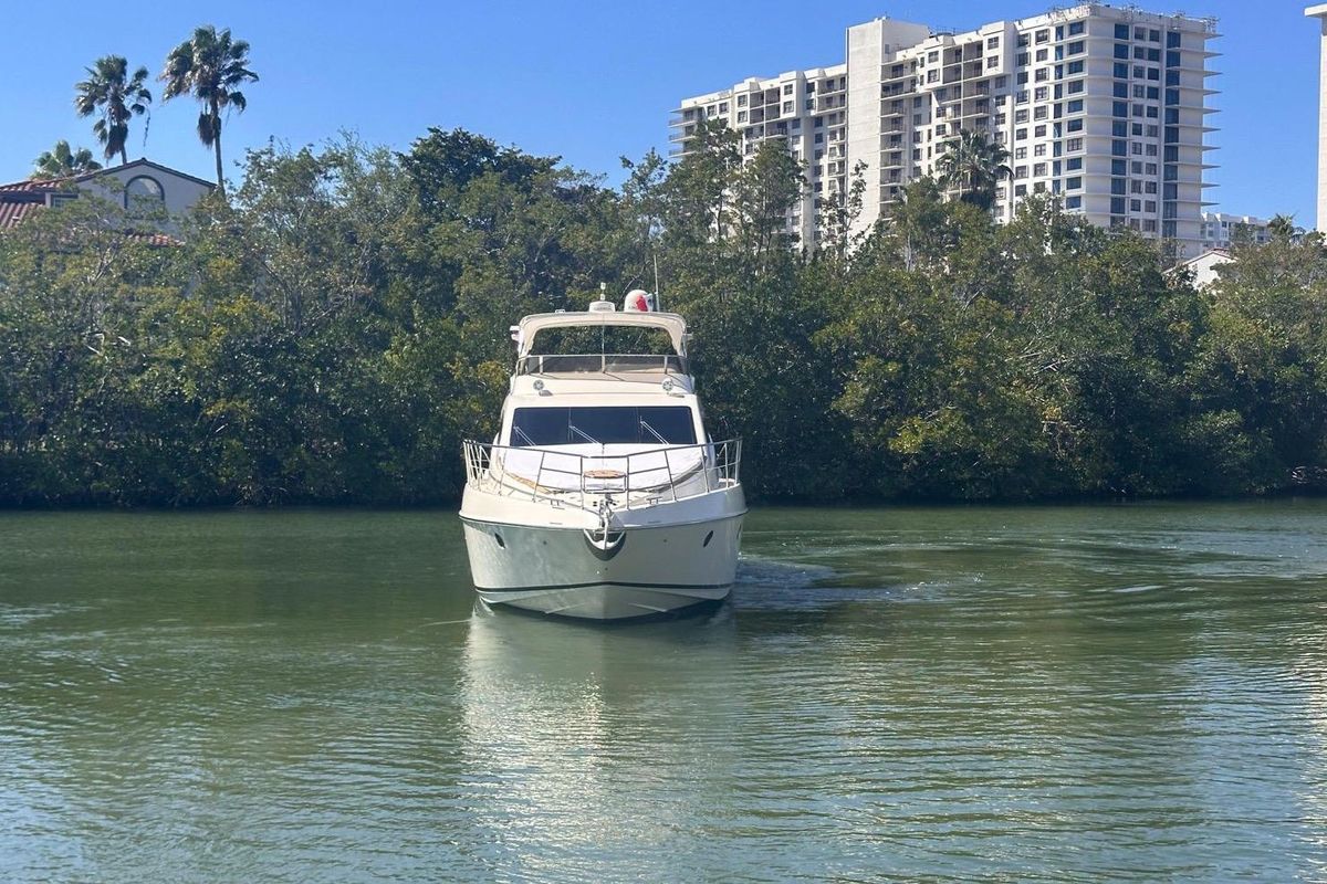 2007 Azimut 57 