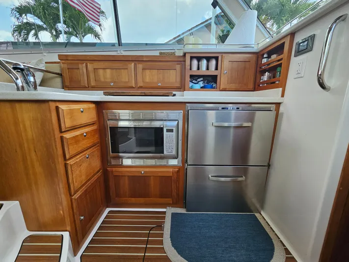 Liberty Call Yacht Photos Pics Galley