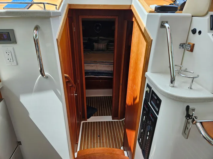 Liberty Call Yacht Photos Pics Looking forward to the Guest cabin on the starboard side and Master Stateroom forward