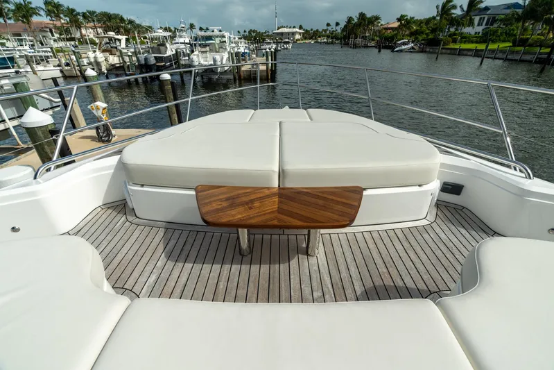 Seasons In The Sun Yacht Photos Pics Princess F62 Seasons in the Sun - Flybridge