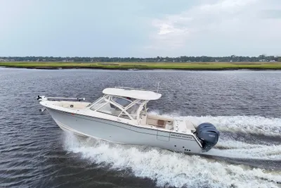 Grady-White Freedom 307