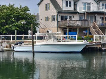 Buddy Davis 34 Center Console
