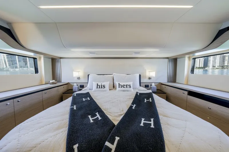 My Toy Yacht Photos Pics 2022 Absolute Navetta 52 - Image 41