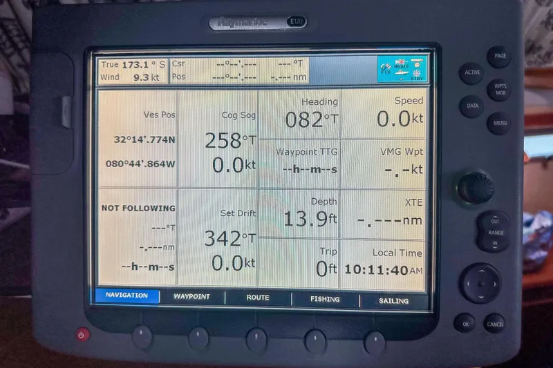 Mystic Yacht Photos Pics Navigation display on a Privilege 435, 2001 model, showing coordinates and sailing data.
