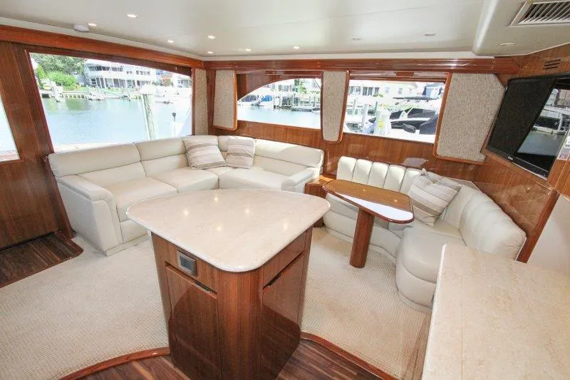  Yacht Photos Pics Salon 4