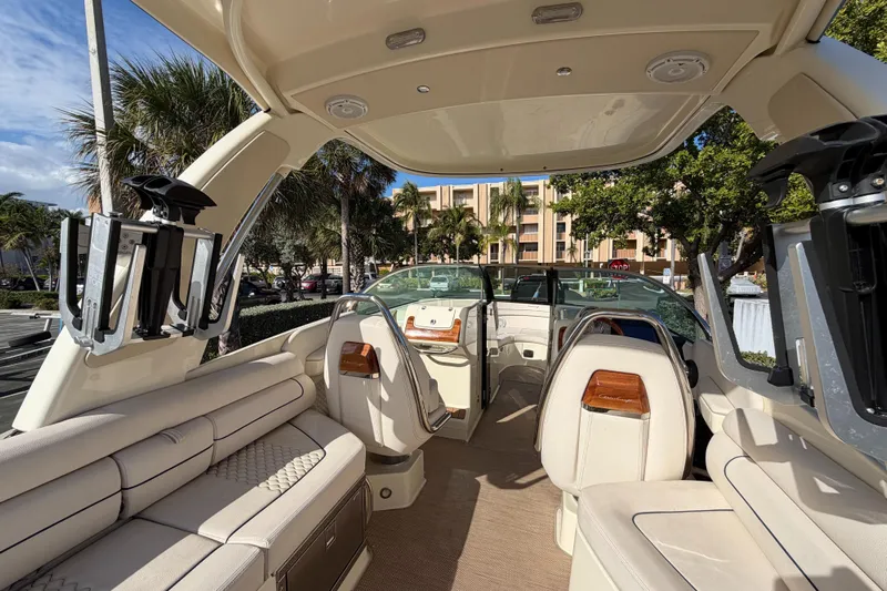  Yacht Photos Pics 2023 Chris-Craft Launch 28 GT interior with luxurious seating and modern design.