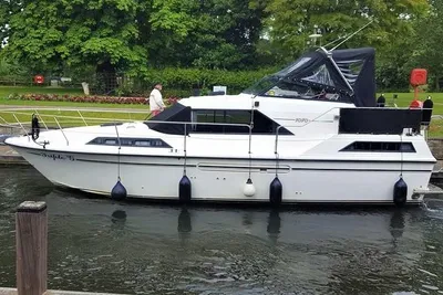 1995 Aquafibre Bounty Boats 10/70