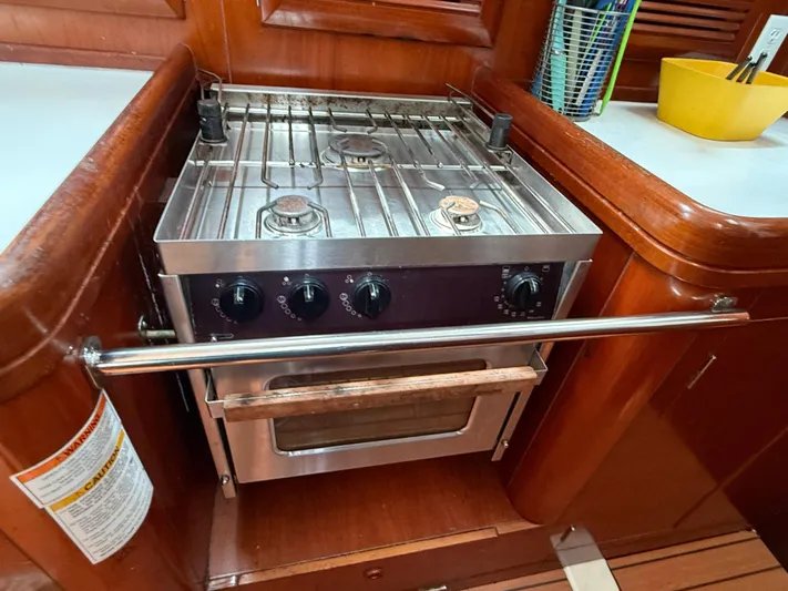 Traveler Yacht Photos Pics 