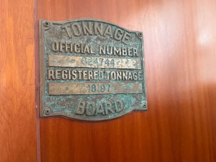 Traveler Yacht Photos Pics 