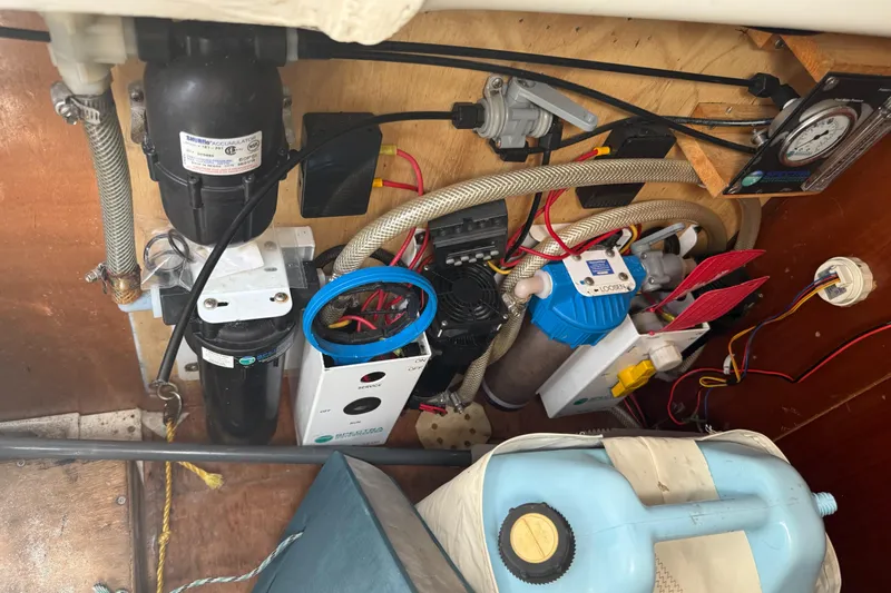 Traveler Yacht Photos Pics 