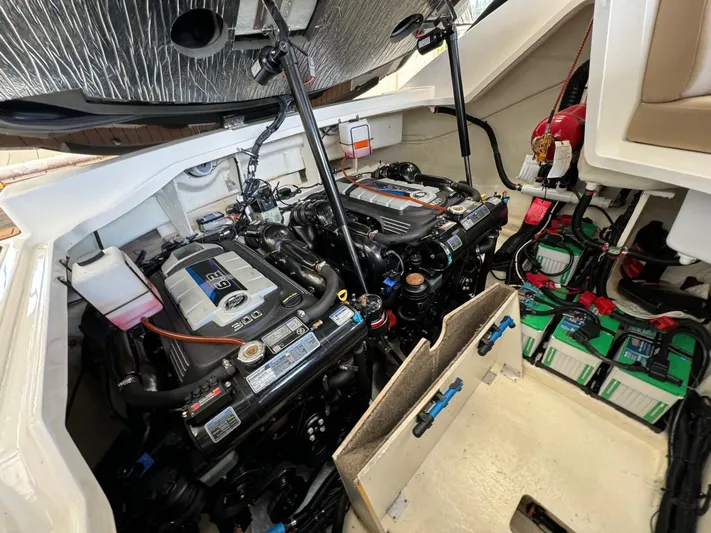  Yacht Photos Pics 2018 Sea Ray SLX 310 engine compartment with twin engines and electrical components.