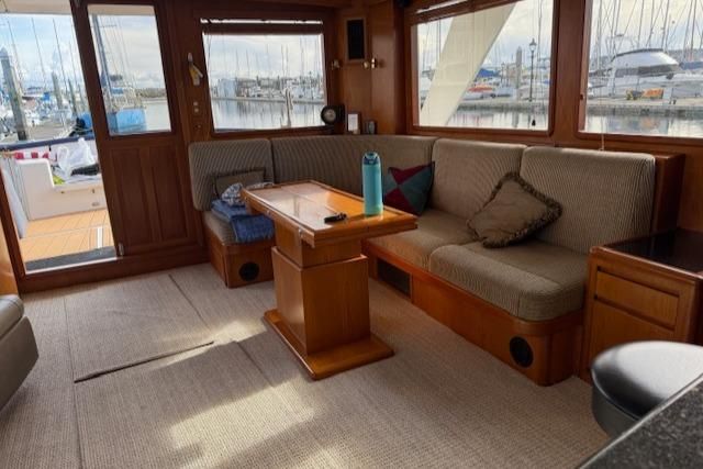 2001 Grand Alaskan 64 