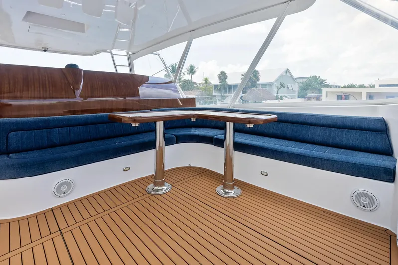 Diggin Donzi Yacht Photos Pics 