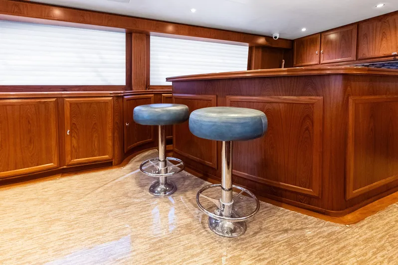 Diggin Donzi Yacht Photos Pics 