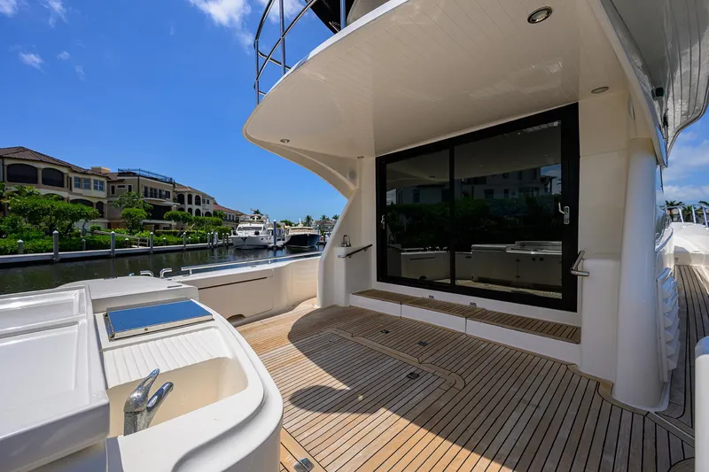 Jamcat@sea Yacht Photos Pics Maritimo 52 JAMCAT@SEA - Cockpit