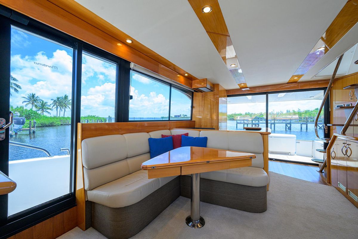 2009 Maritimo 52 