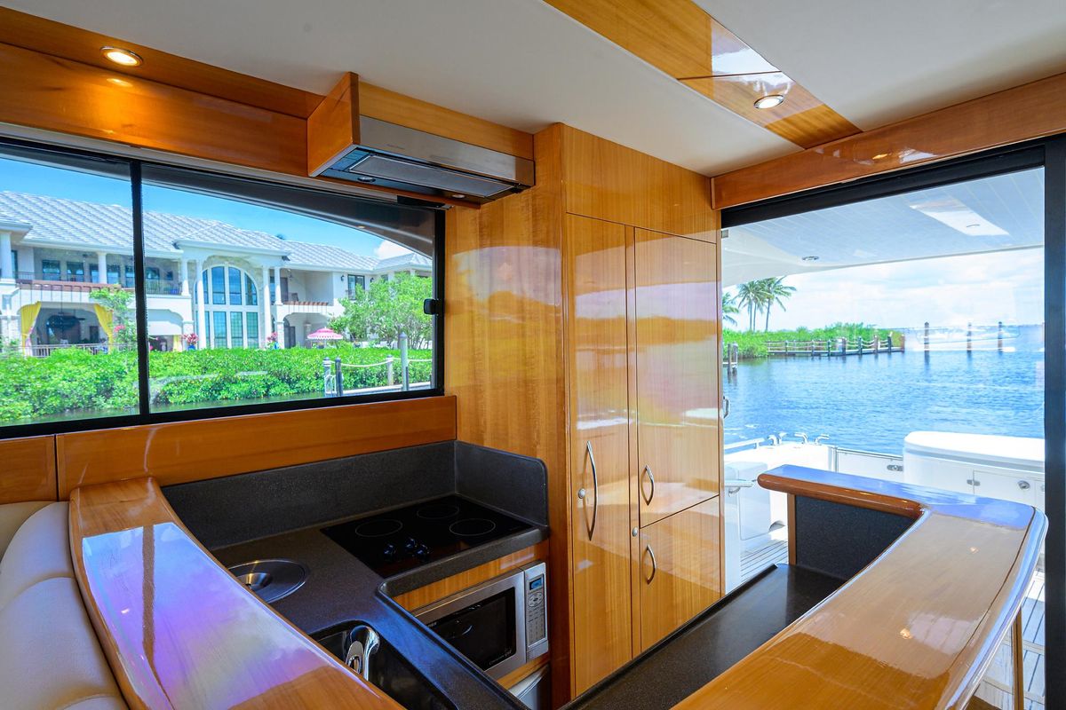 2009 Maritimo 52 