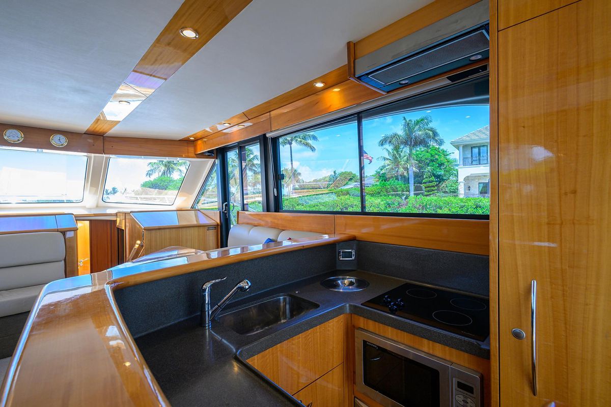2009 Maritimo 52 