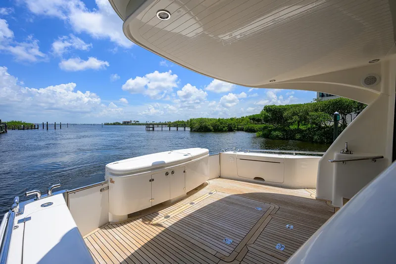 Jamcat@sea Yacht Photos Pics Maritimo 52 JAMCAT@SEA - Cockpit