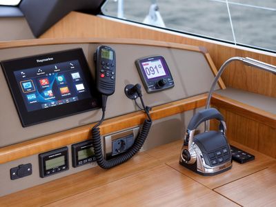 Yacht