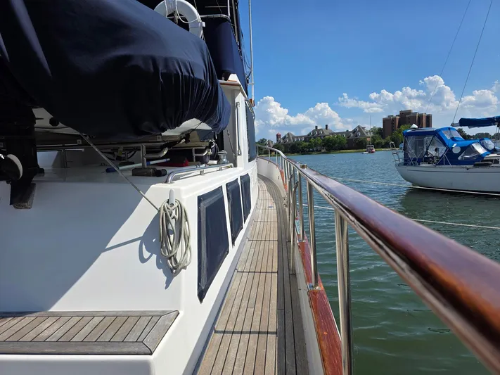 Kokomo Yacht Photos Pics 