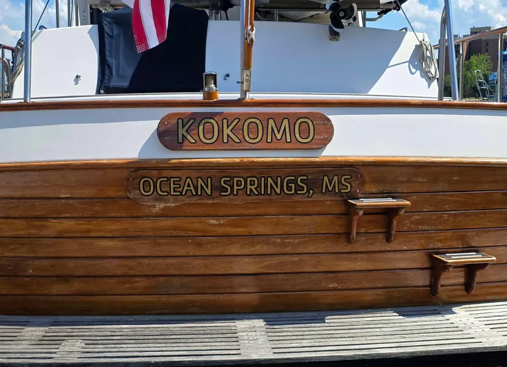 Kokomo Yacht Photos Pics 