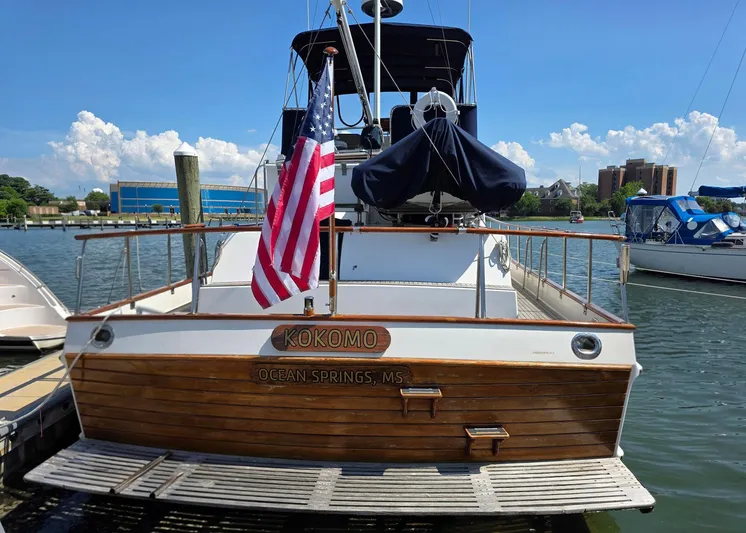 Kokomo Yacht Photos Pics 