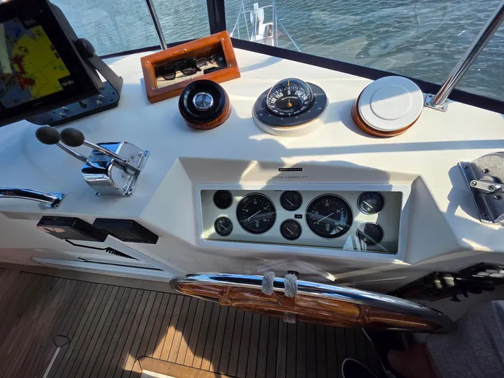 Kokomo Yacht Photos Pics 