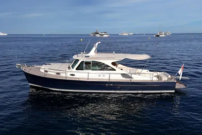 2013 Rose Island Lobster 43