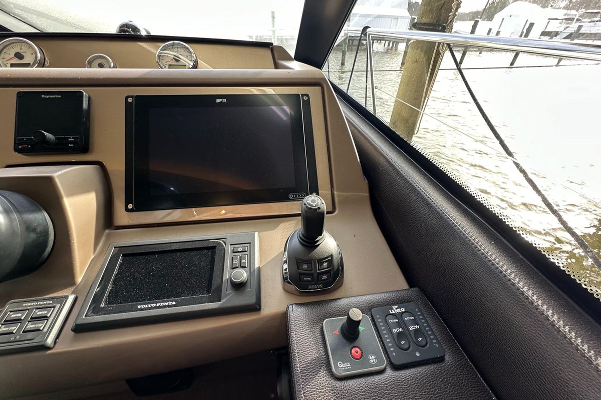 2017 Prestige 50 