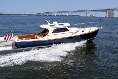 Hinckley Picnic Boat EP