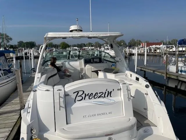 Breezin Yacht Photos Pics 