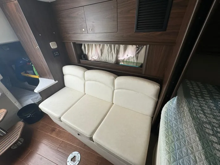 Breezin Yacht Photos Pics 