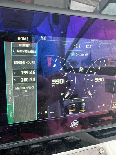 Breezin Yacht Photos Pics 