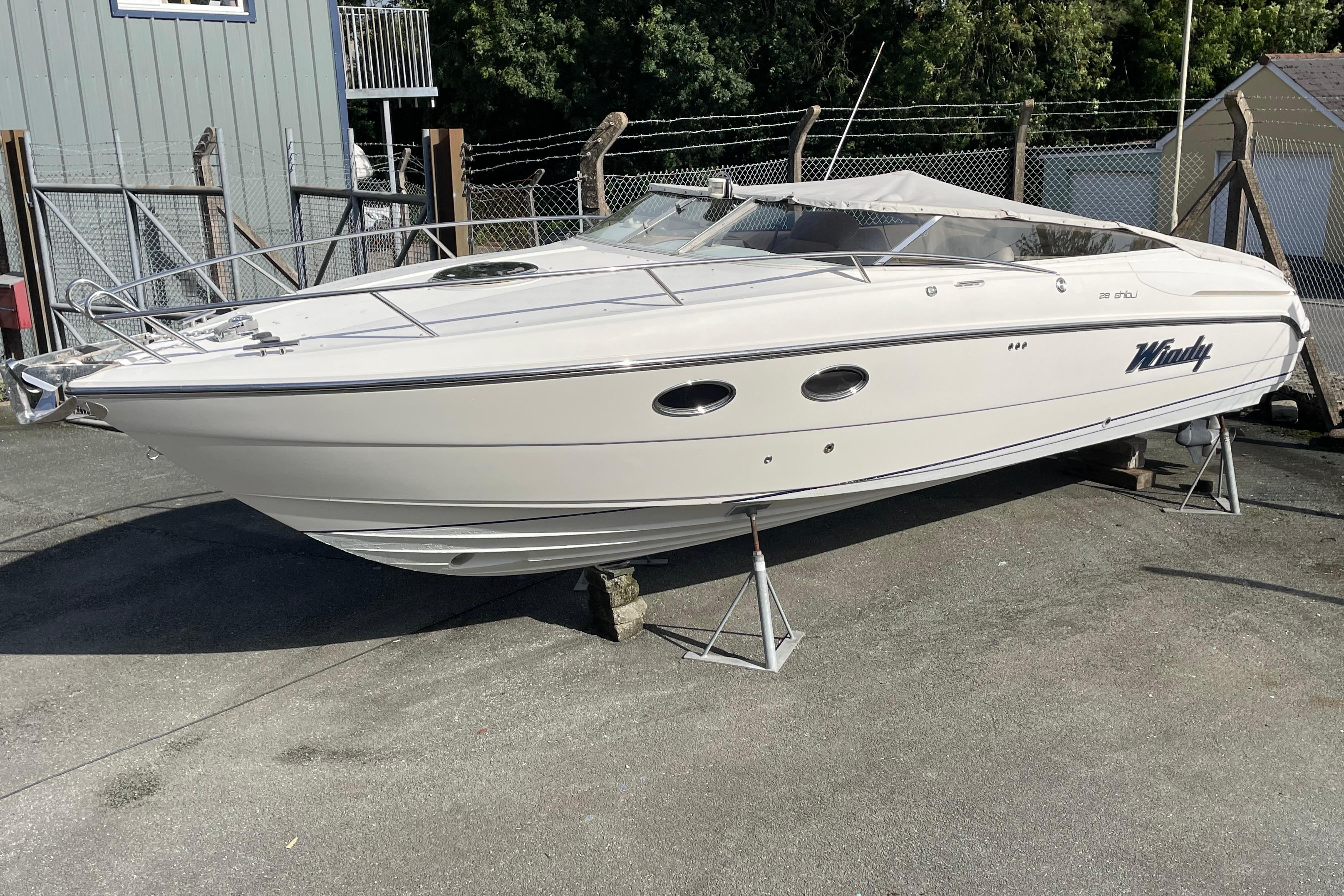 2007 Windy 28 Ghibli