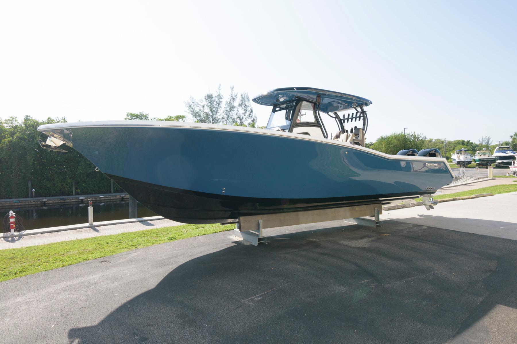 Tidewater Cc Adventure Center Console For Sale Yachtworld