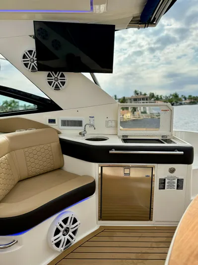 Bad Boys II Yacht Photos Pics 