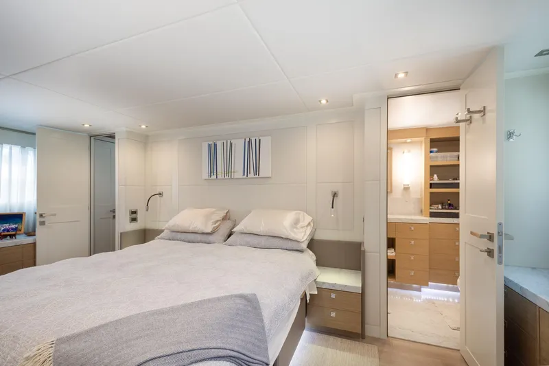 Seaseid Yacht Photos Pics Luxurious bedroom interior of 2016 Hargrave Flybridge Motor Yacht with modern decor.