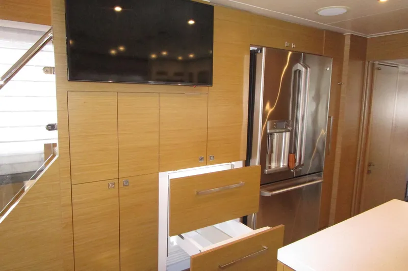 Seaseid Yacht Photos Pics Starboard galley refrigeration