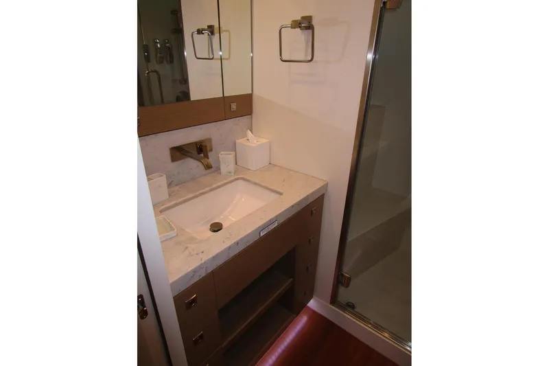 Seaseid Yacht Photos Pics Portside head