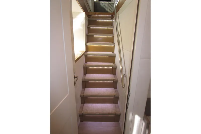 Seaseid Yacht Photos Pics Private steps to master