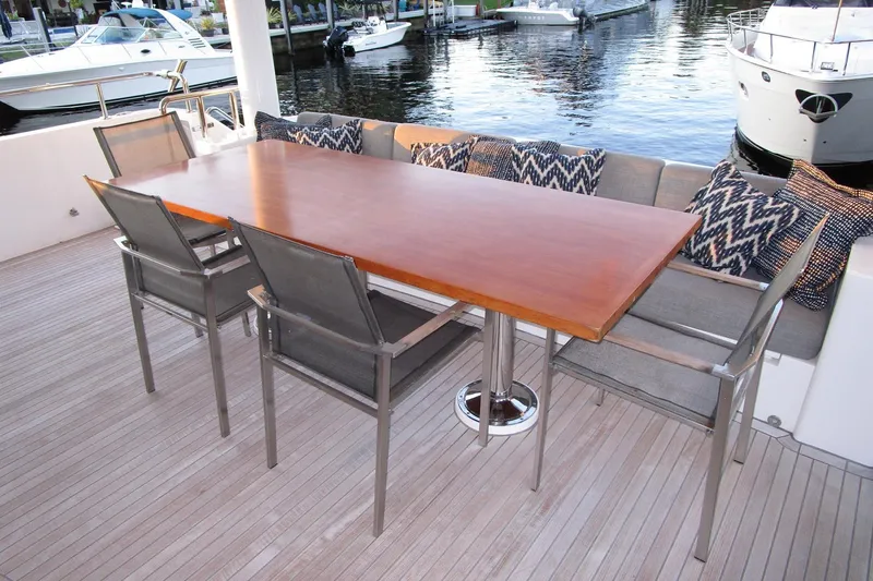 Seaseid Yacht Photos Pics Aft deck